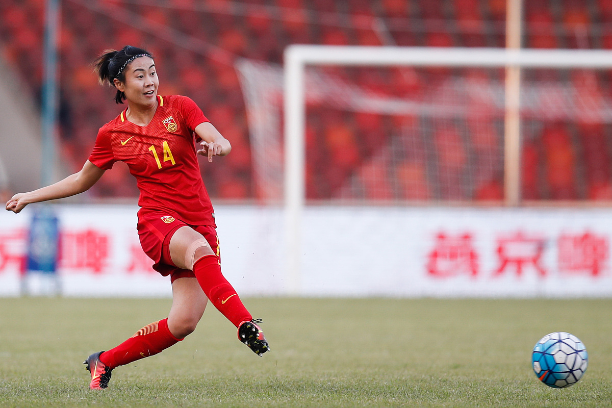 福州女足球员完成伤愈复出:回归赛场 福州女足球员完成伤愈复出:回归赛场